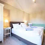Kandahar Apartman *
